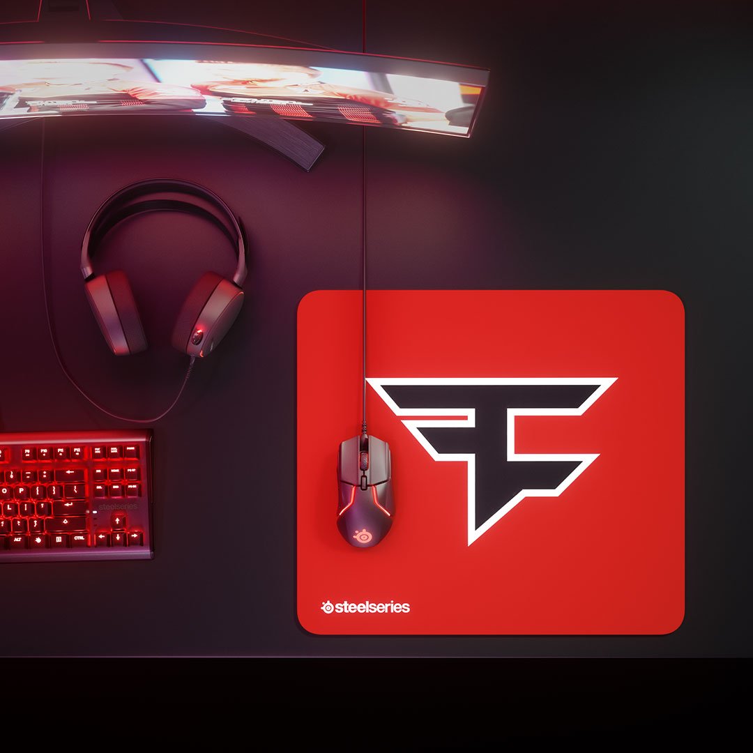 好久不见！Karsa分享与Uzi合照：偶遇Uzi