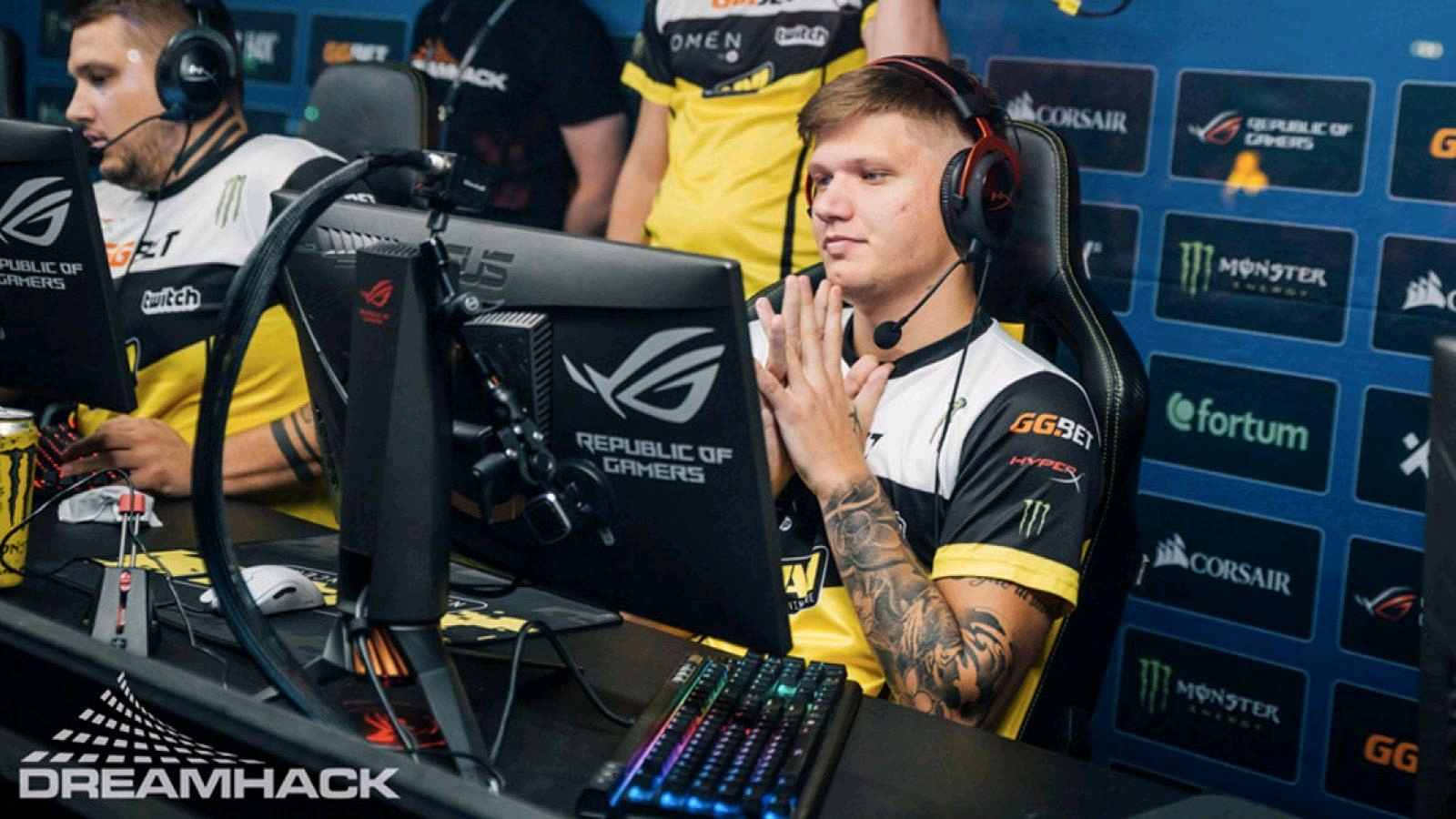 Liquid, Heroic , 3DMAX , pain , GamerLegion , BetBoom, B8 和 aurora 以胜利开启 PGL Masters Bucharest 2025