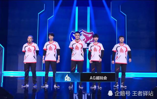 归稳健默认